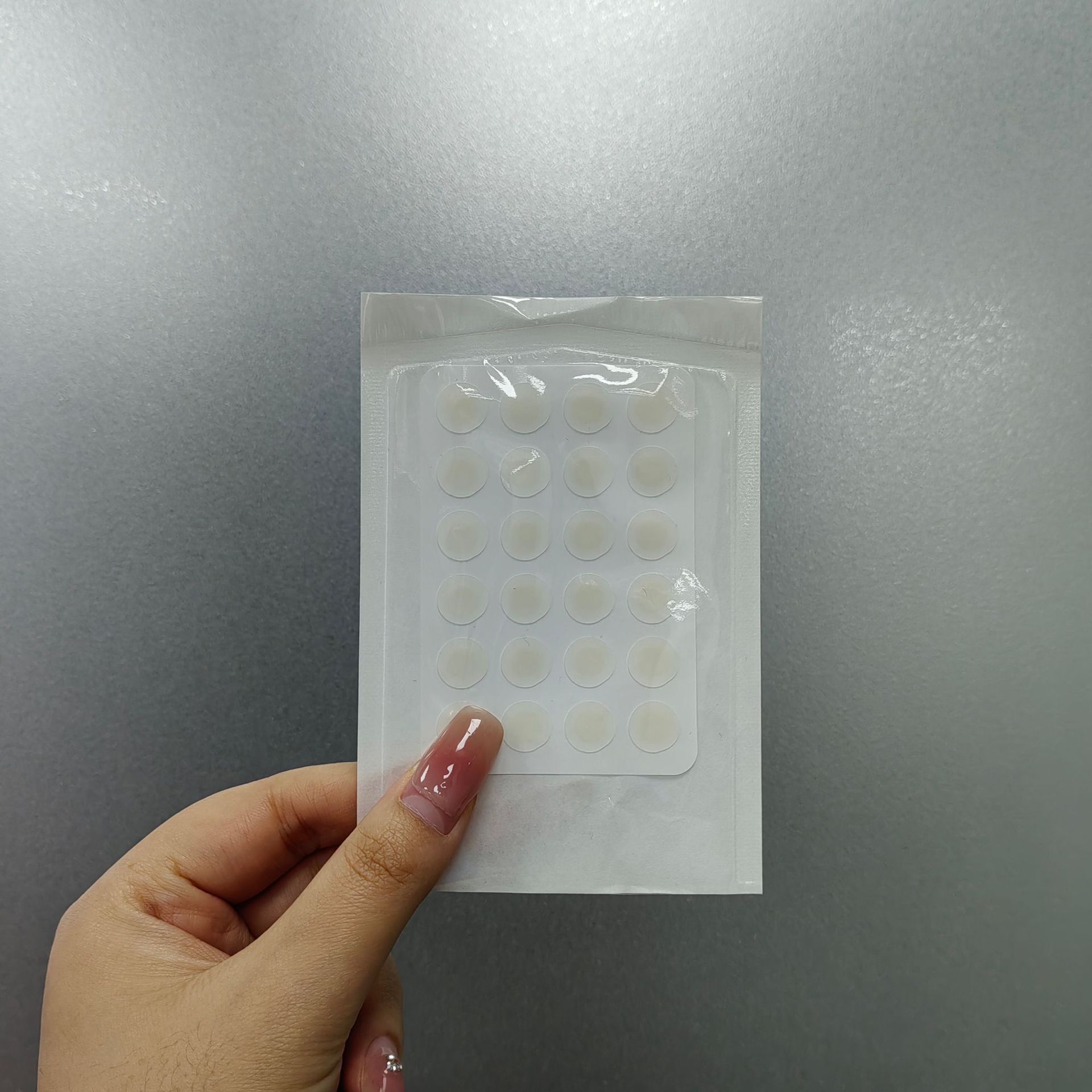 Ultra-Thin Invisible Hydrocolloid Pimple Patch OEM/ODM - Image 2
